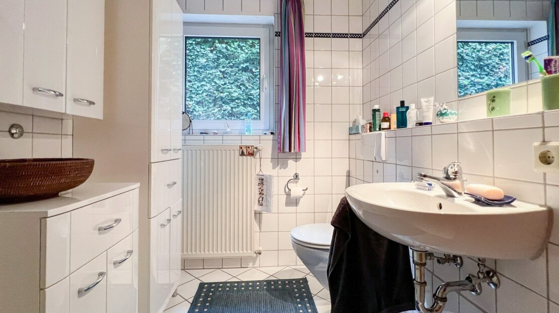 Badezimmer EG