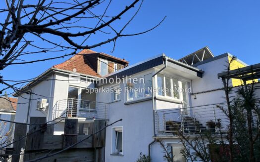 Saniertes Haus mit Charme und Komfort in ruhiger Lage mit schönem Grundstück