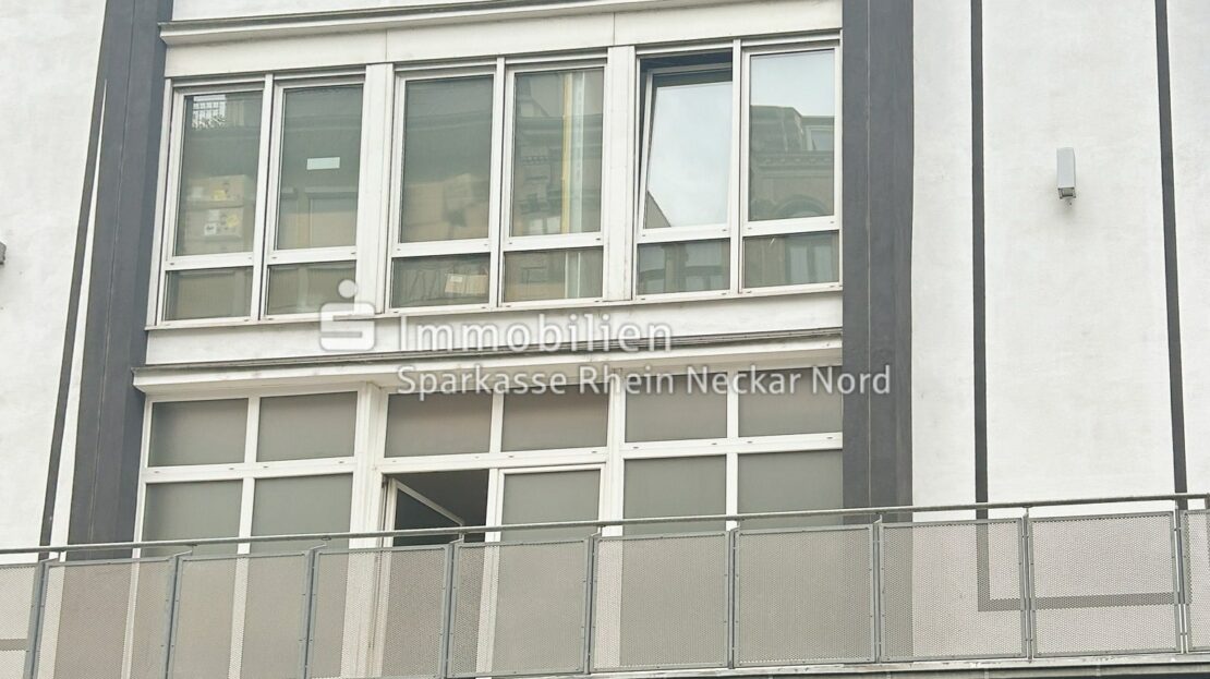 Außenansicht Straßenseite
