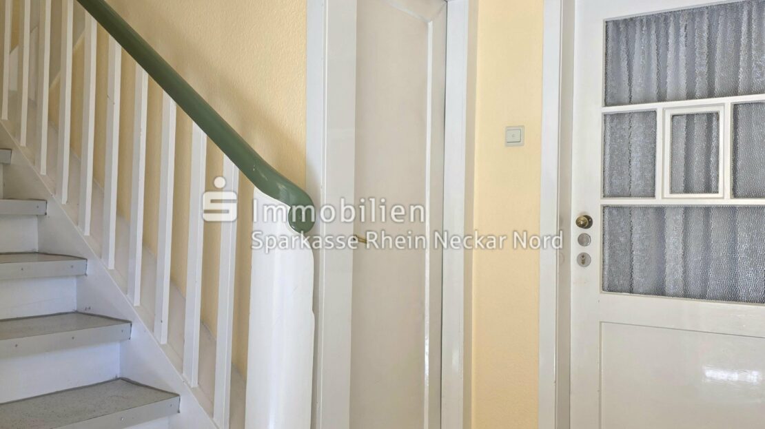 Blick ins Treppenhaus vom Erdgeschoss