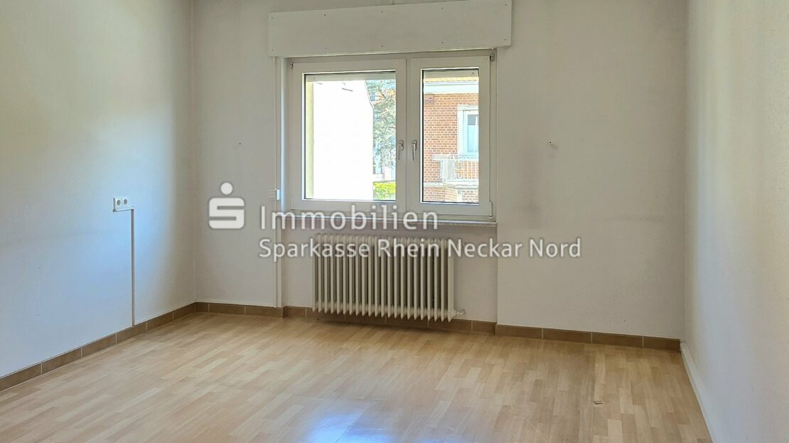 Blick ins Schlafzimmer im Obergeschoss