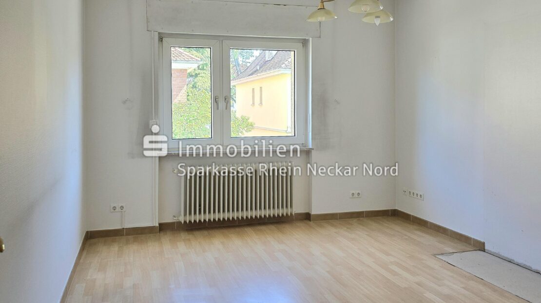 Blick ins Schlafzimmer im Obergeschoss