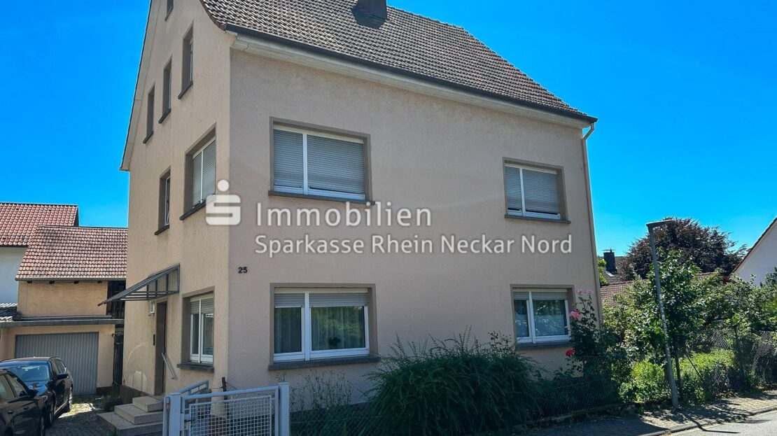Straßenansicht des Hauses