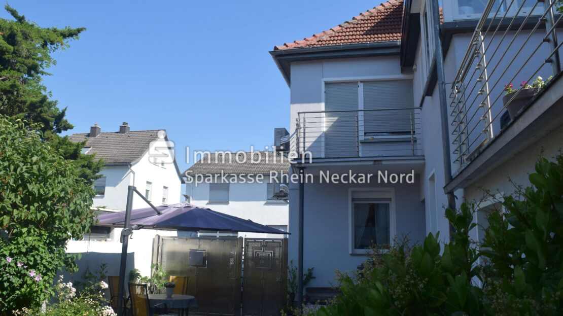 Rückansicht mit Blick zum Hoftor