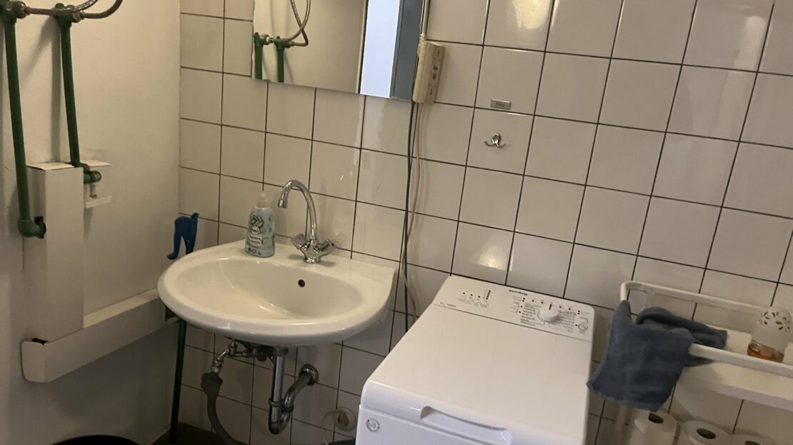 Waschraum im Untergeschoss