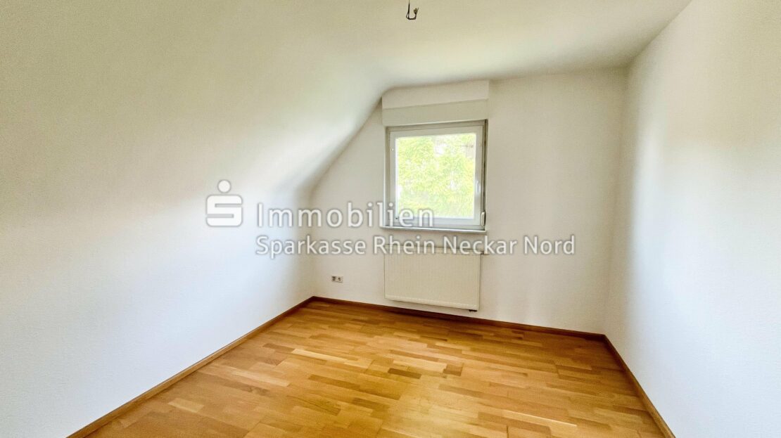 4. Zimmer OG