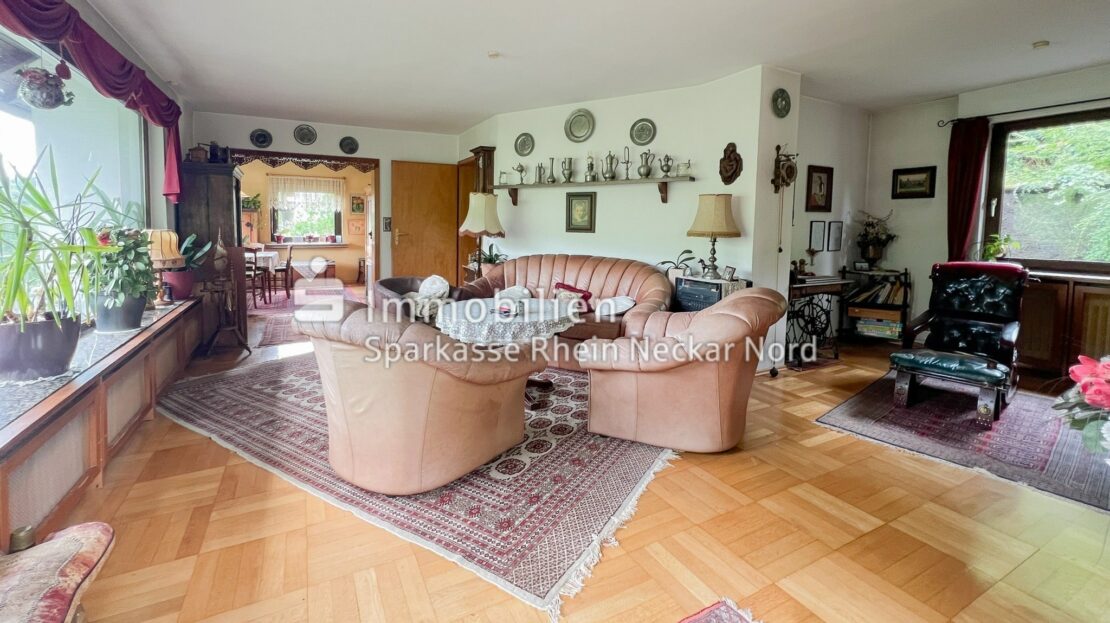 großes Wohnzimmer