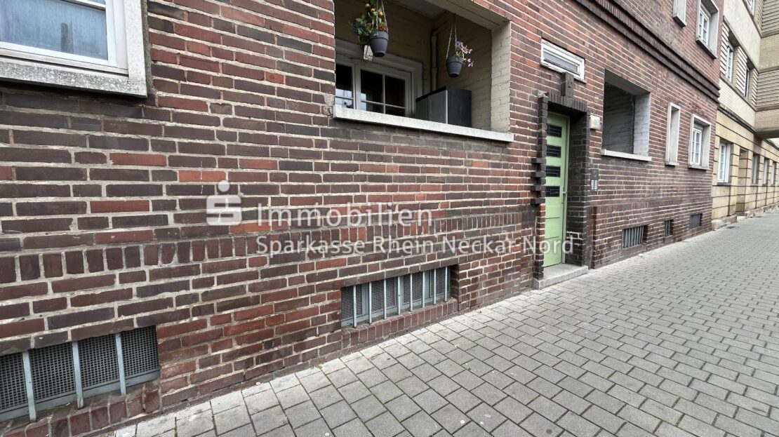 Hauseingang Straßenseite