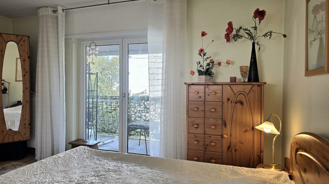 Schlafzimmer mit Balkon