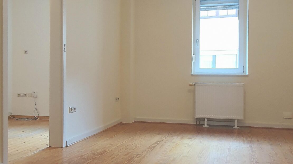 Blick in Wohnraum im EG