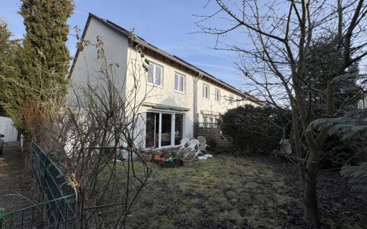 Modernes Reihenendhaus mit großzügigem Raumkonzept – langfristige Erbpacht –