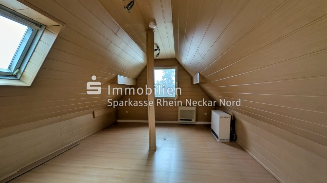 Zimmer im Dachgeschoss