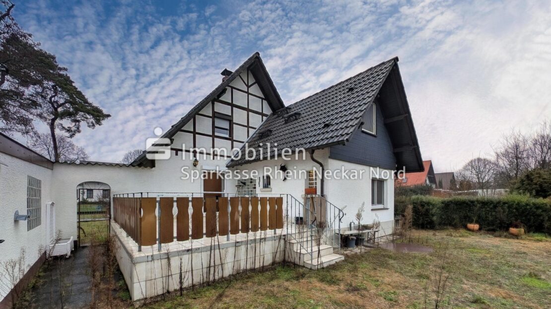 Rückwärtige Ansicht