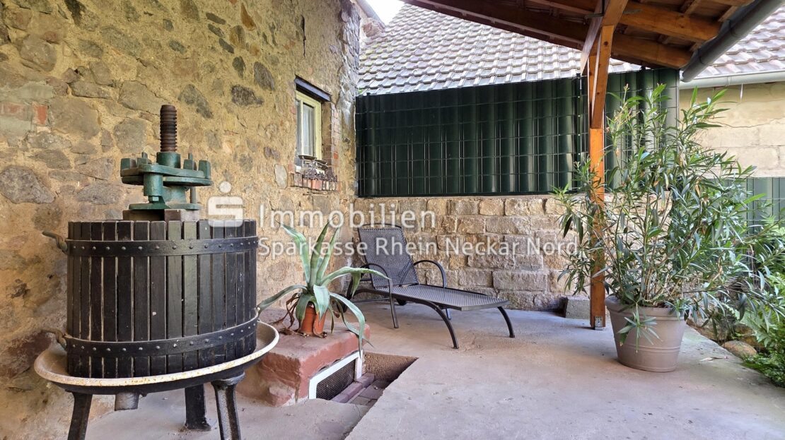 überdachter Sitzplatz