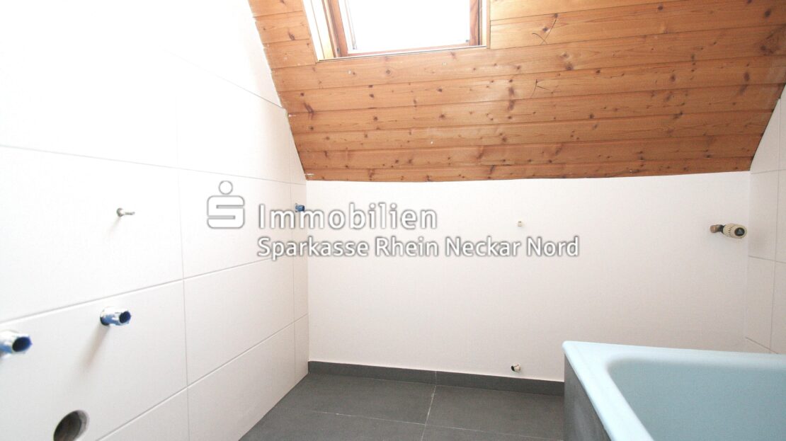 Vorinstalliertes Duschbad DG