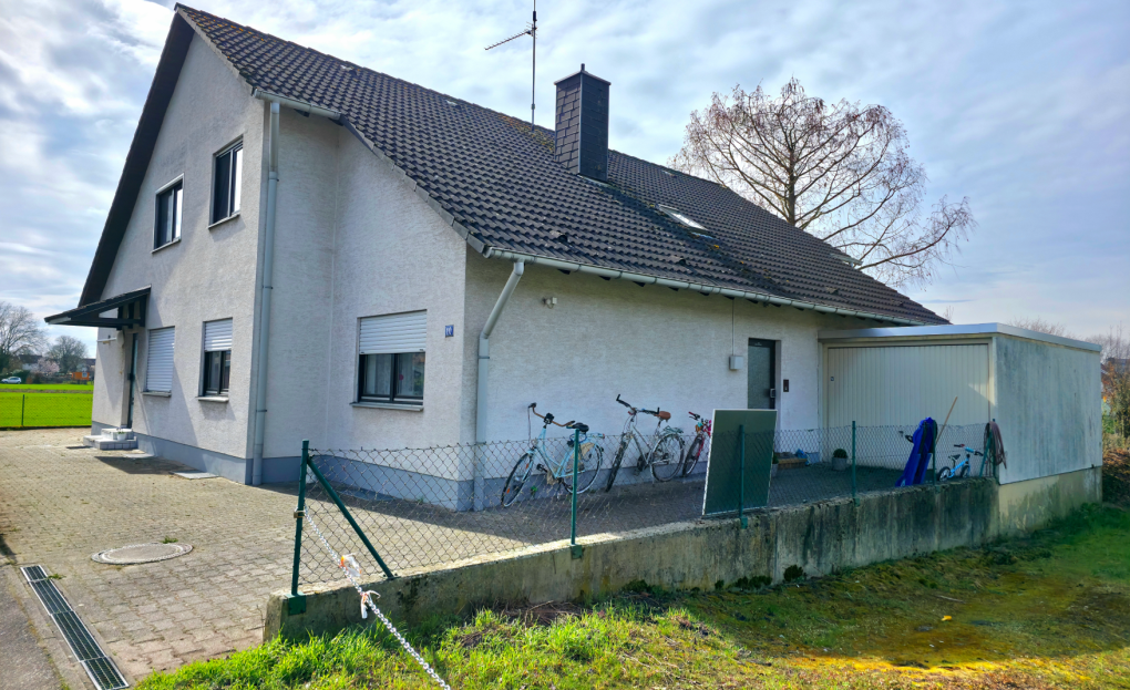 Hausansicht von vorne