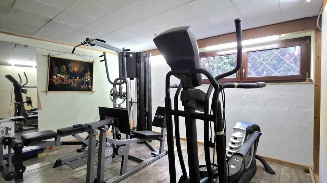 Fitnessraum im Kellergeschoss