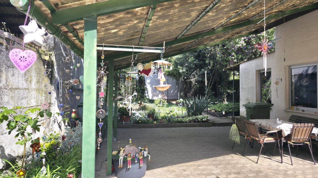 überdachter Sitzplatz