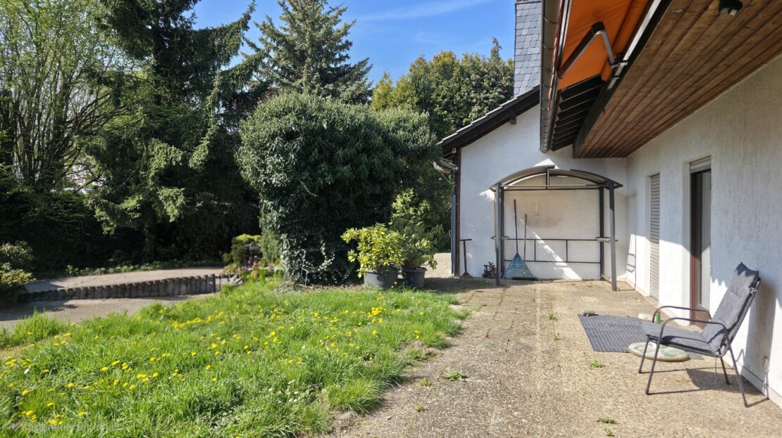 Terrasse im EG vom Anbau