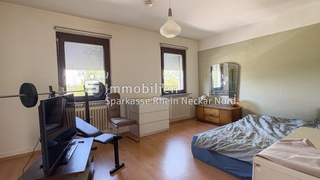 Zimmer 2 OG