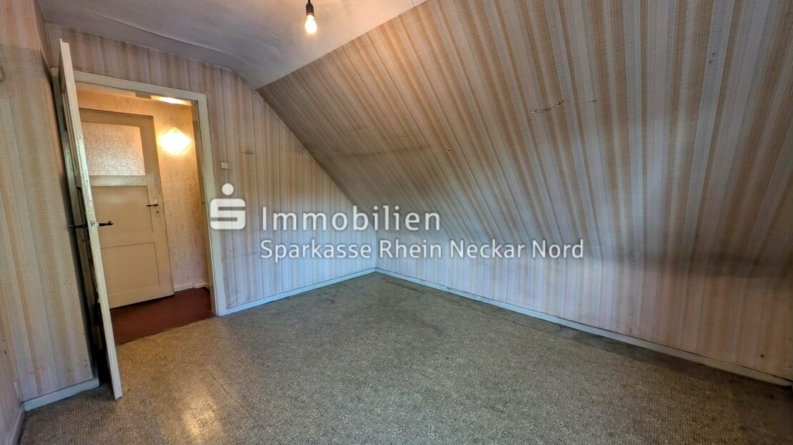 Zimmer im Dachgeschoss