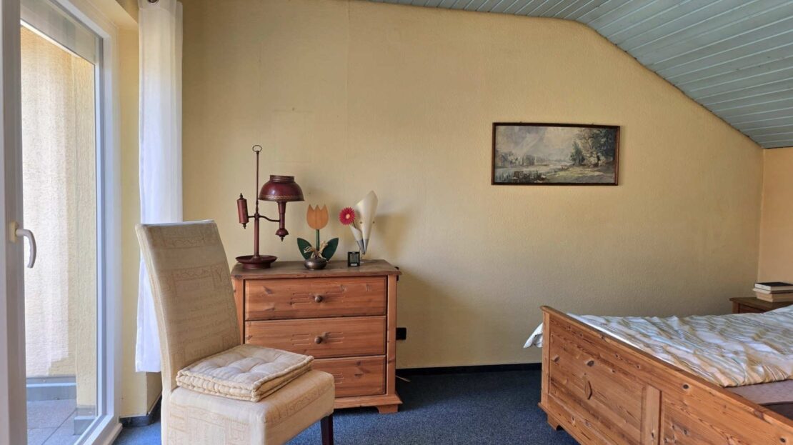 Schlafraum im DG mit Loggia