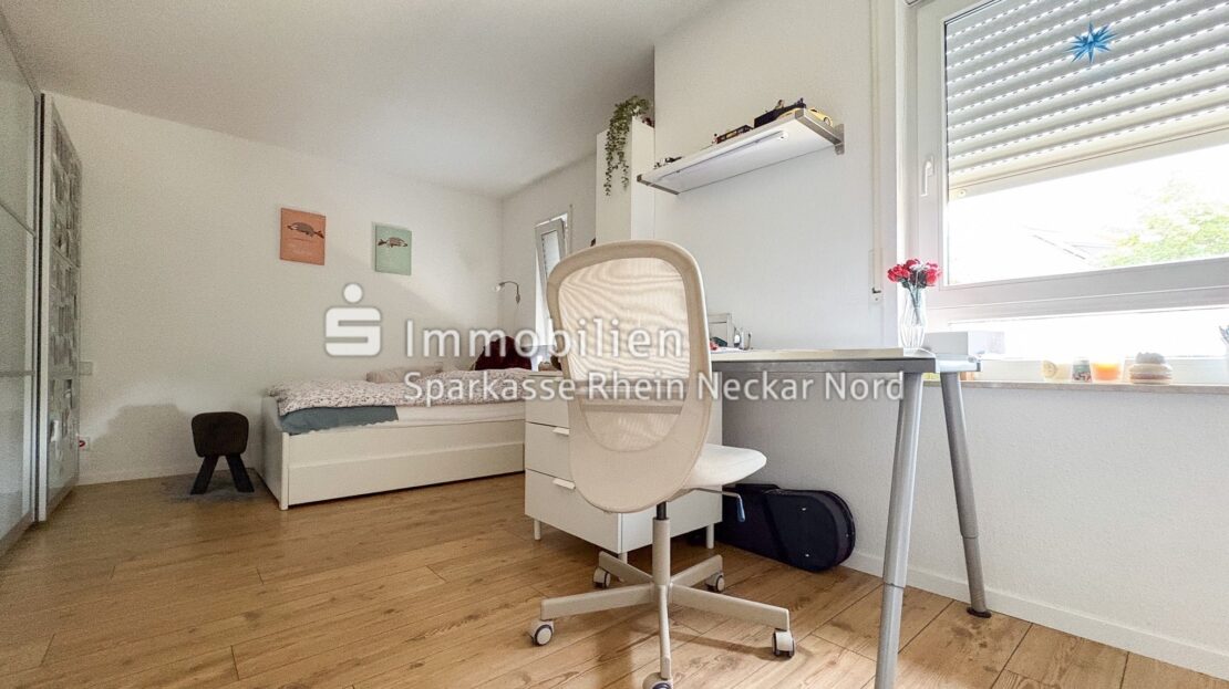 Zimmer 1 OG