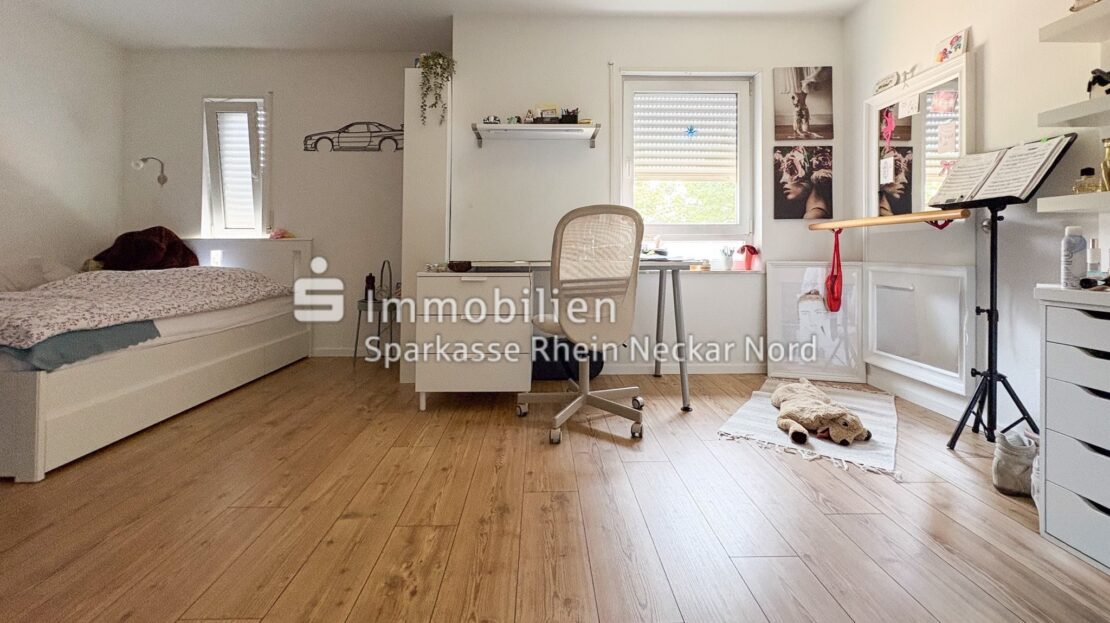 Zimmer 1 OG