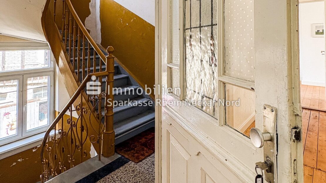 Blick ins Treppenhaus