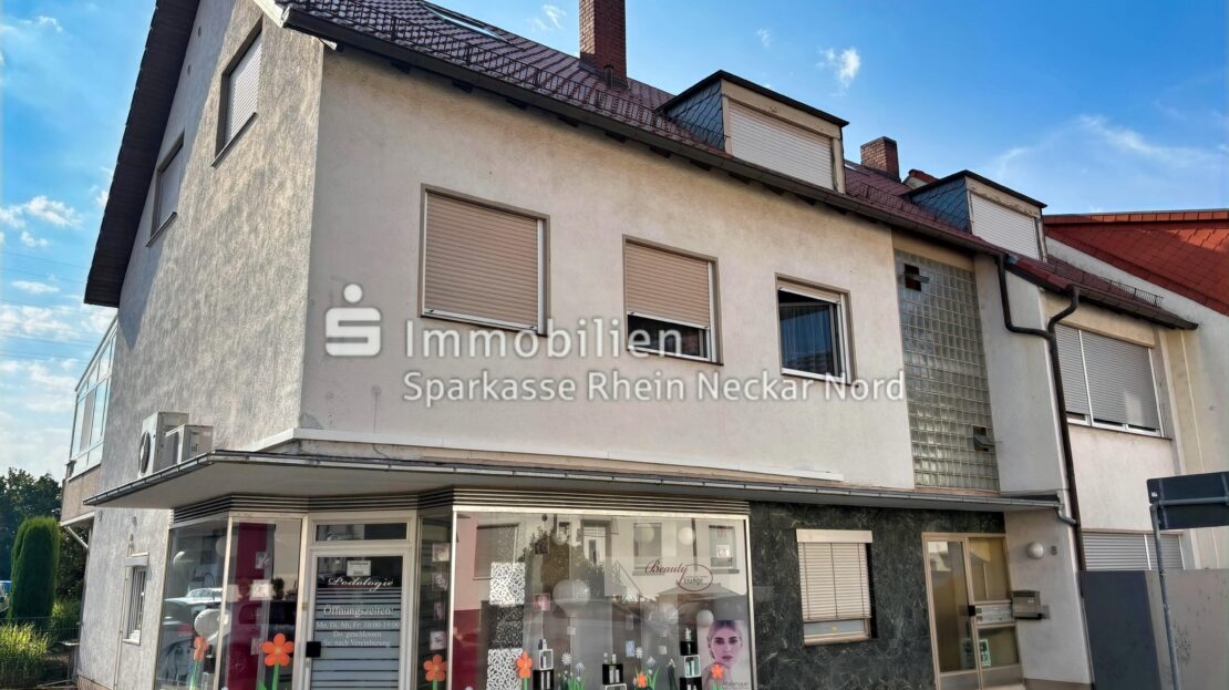 Straßenansicht