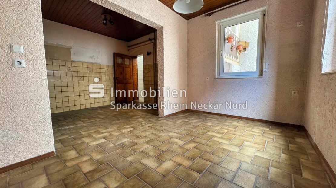 Esszimmer und Küche EG