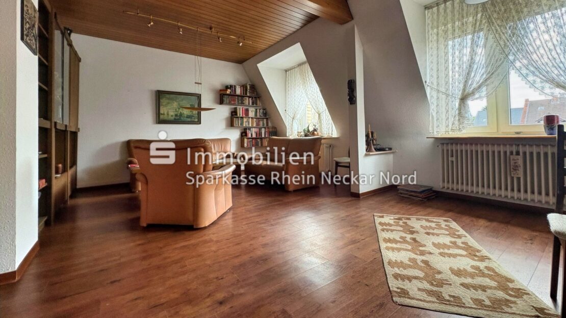 Wohnzimmer DG