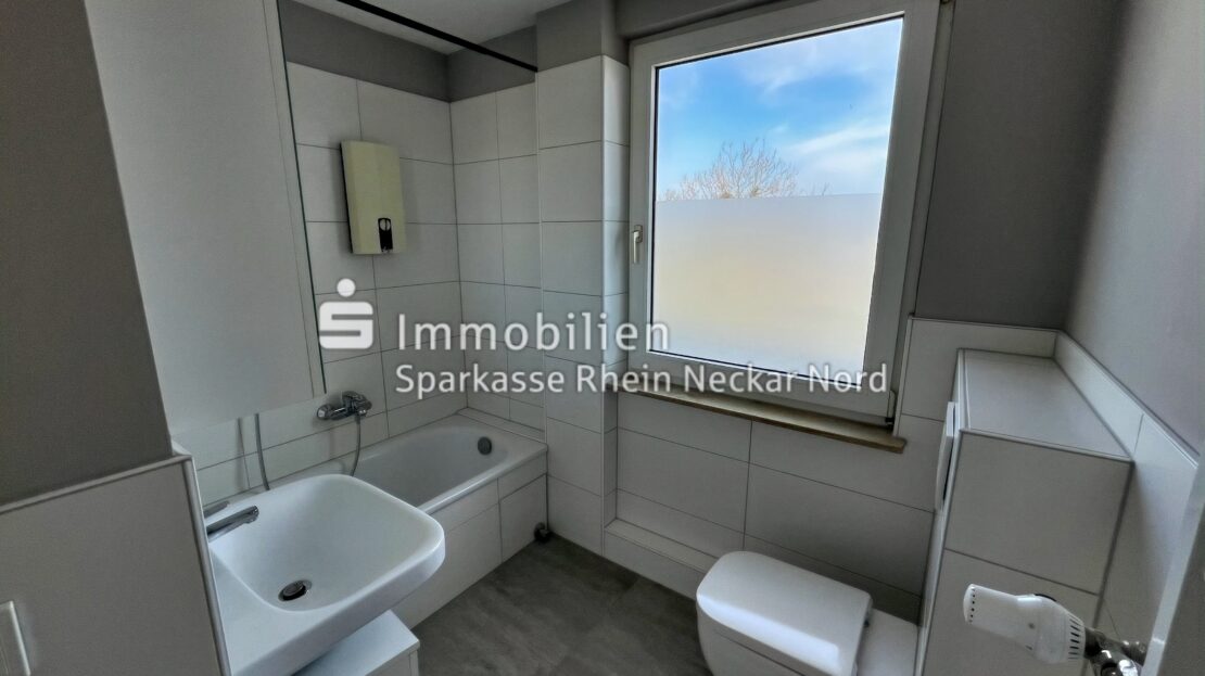 Badezimmer mit Tageslicht
