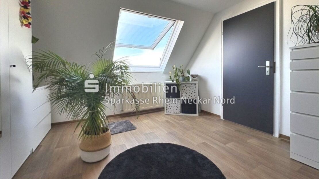 Schlafzimmer DG
