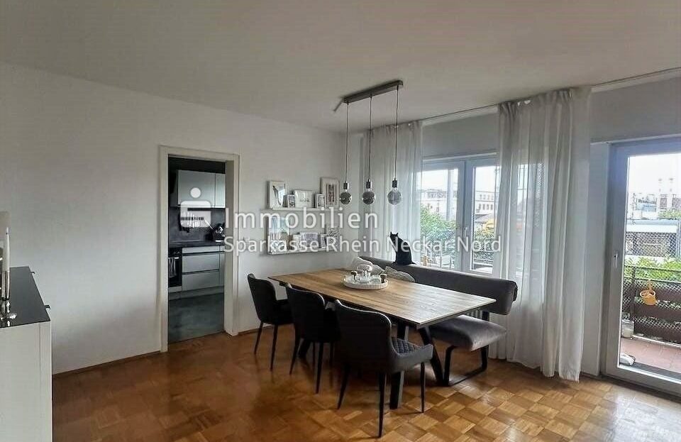 Essbereich im Wohnzimmer